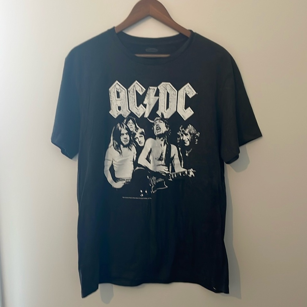 Old Navy Men’s AC/DC T-shirt